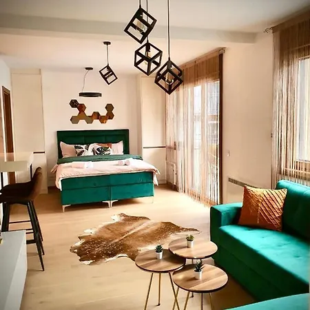 Pablo Apartment *